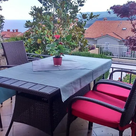 Apartment Silmare Rabac
